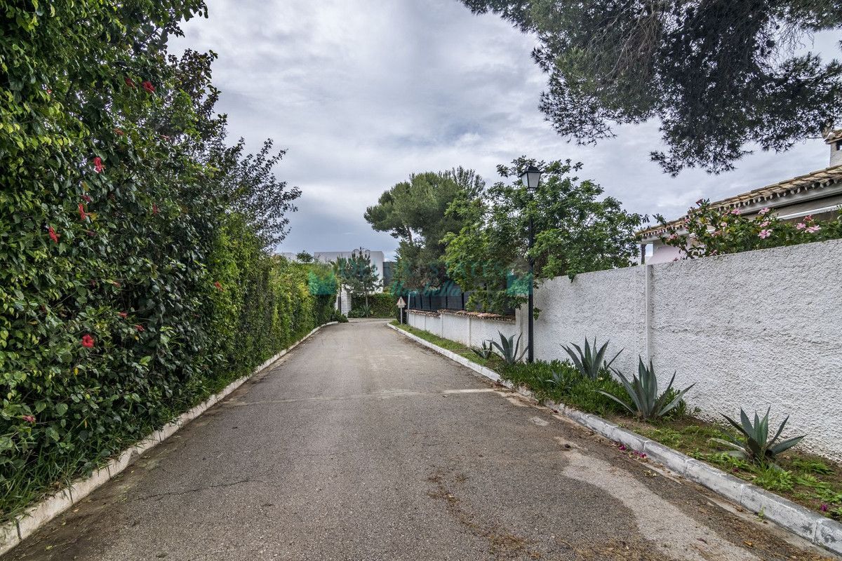 Residential Plot for sale in Benamara, Estepona