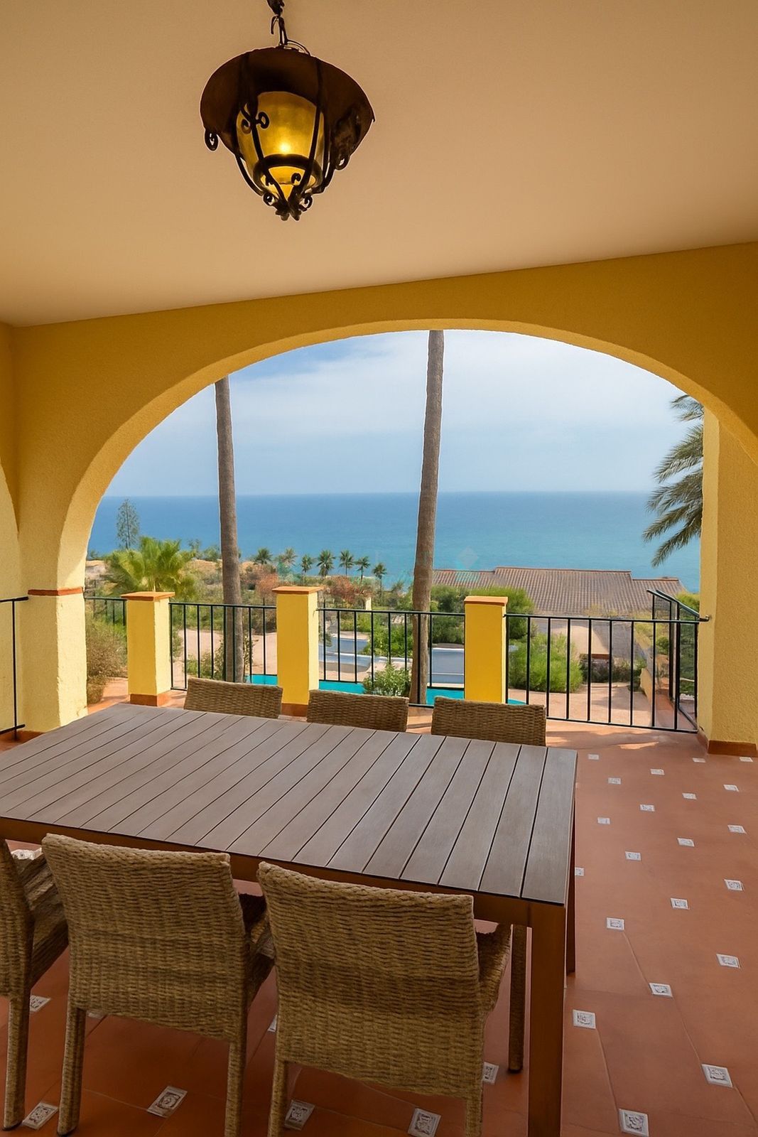 Villa en venta en Estepona