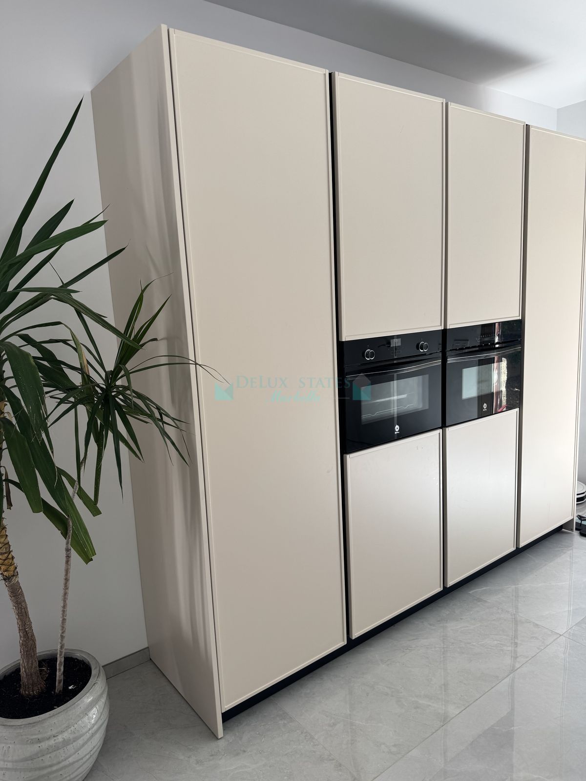 Villa en venta en Estepona