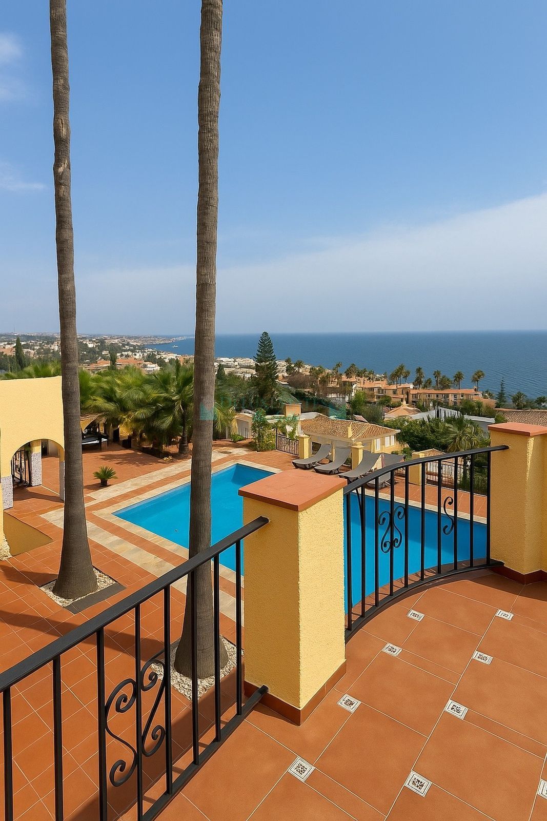 Villa en venta en Estepona