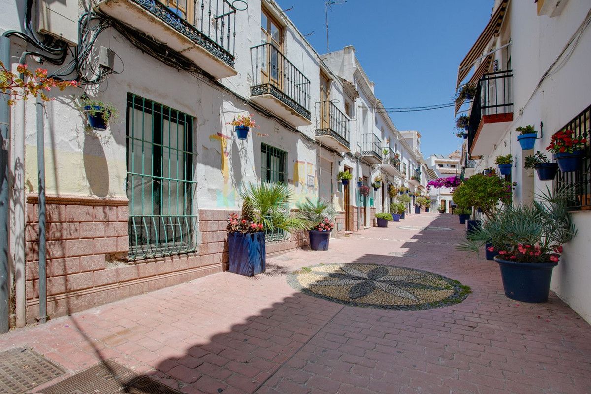 Residential Plot for sale in Estepona