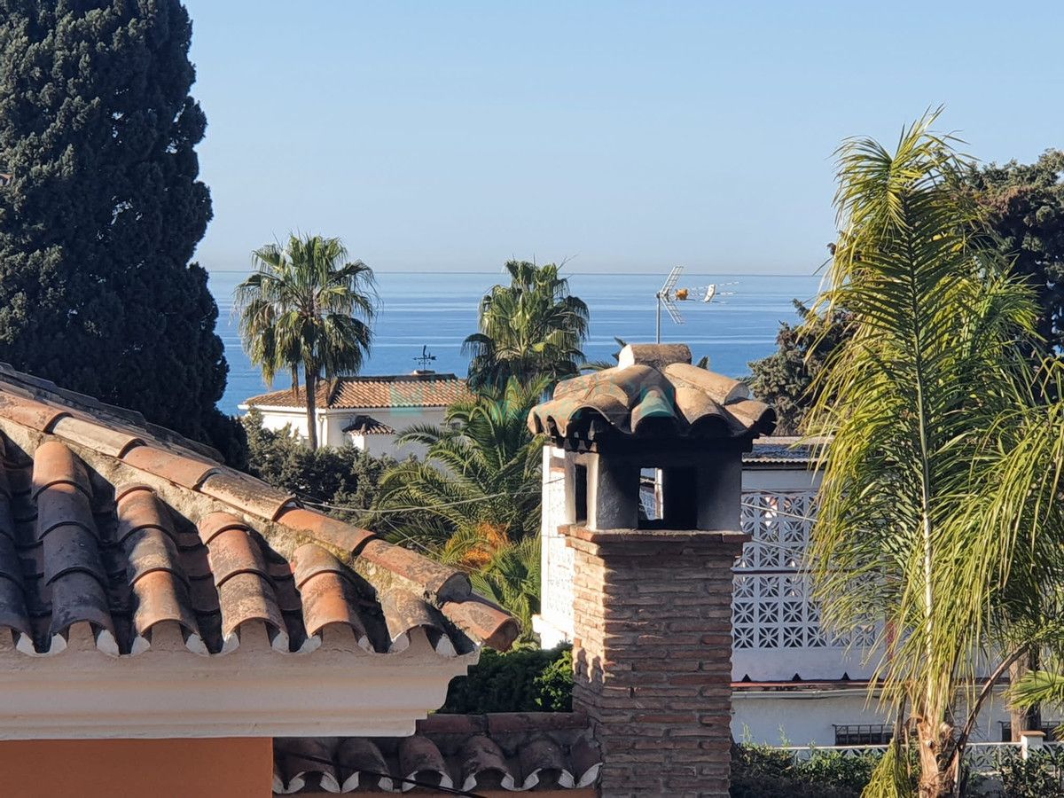 Villa for rent in Marbella