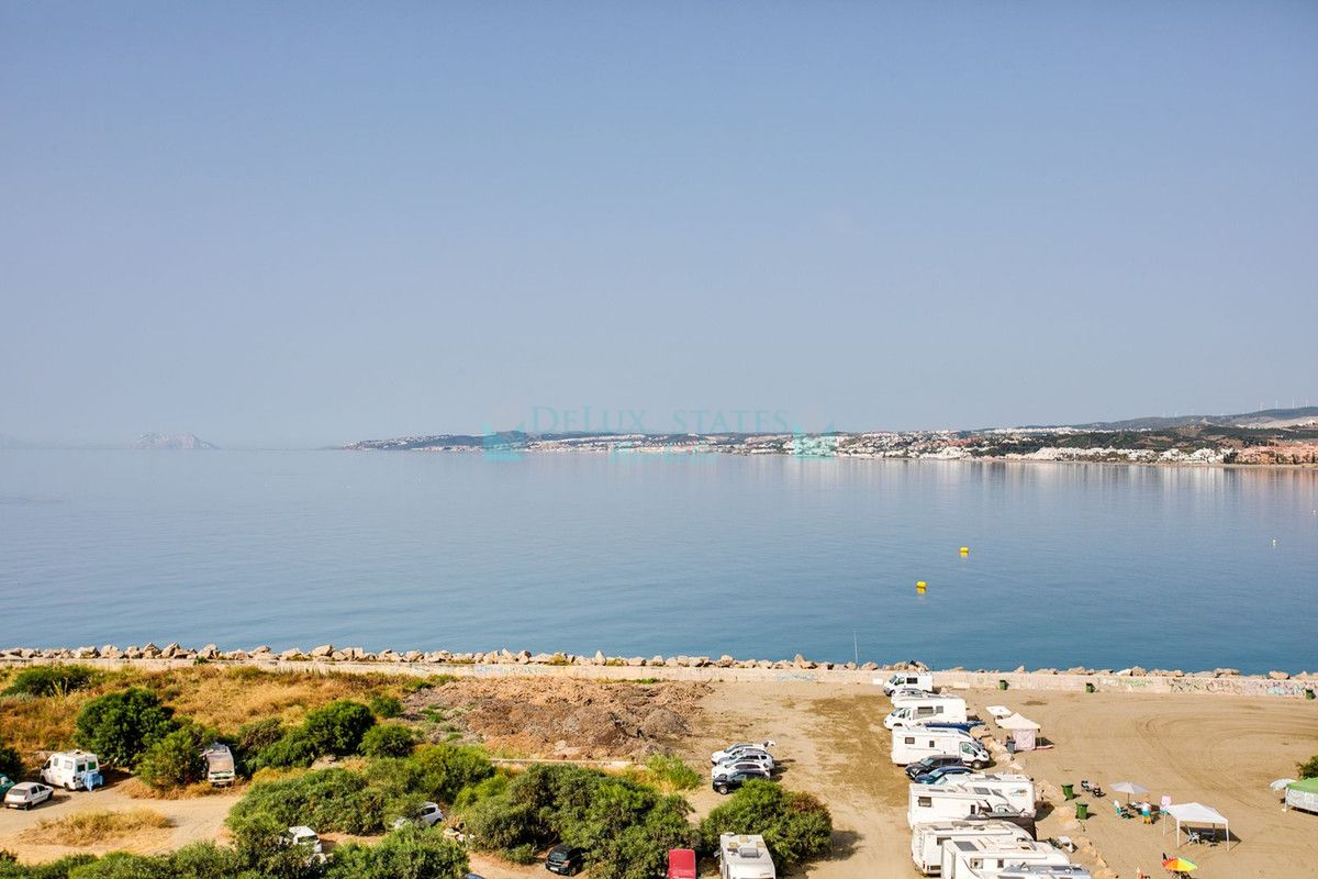 Penthouse for sale in Estepona
