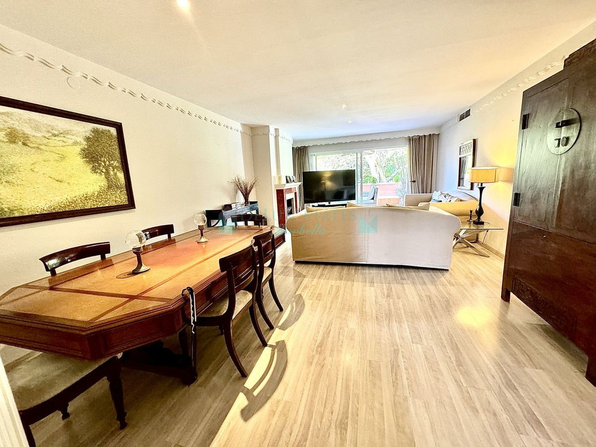 Apartment for sale in Guadalmina Baja, San Pedro de Alcantara