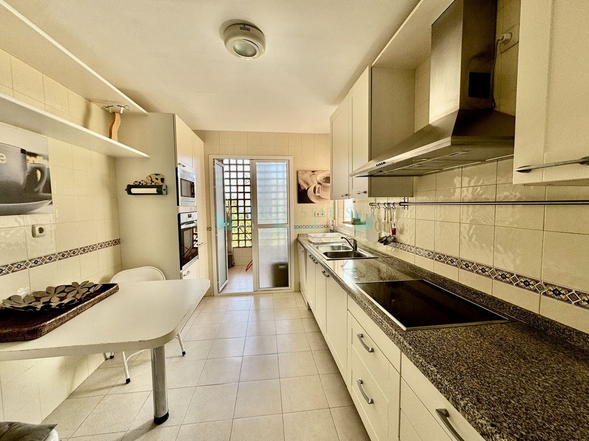 Apartment for sale in Guadalmina Baja, San Pedro de Alcantara