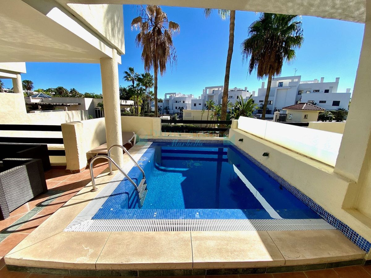 Apartamento Planta Baja en venta en Estepona