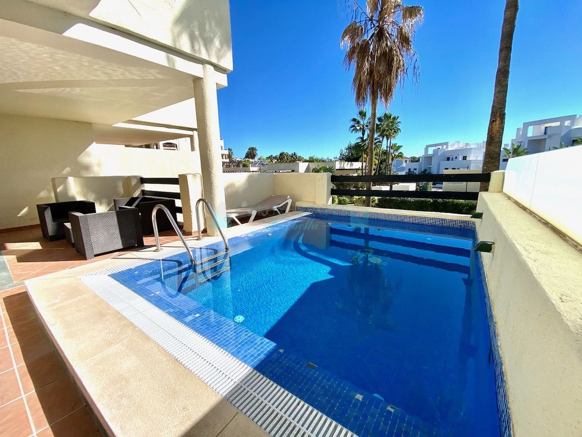 Apartamento Planta Baja en venta en Estepona