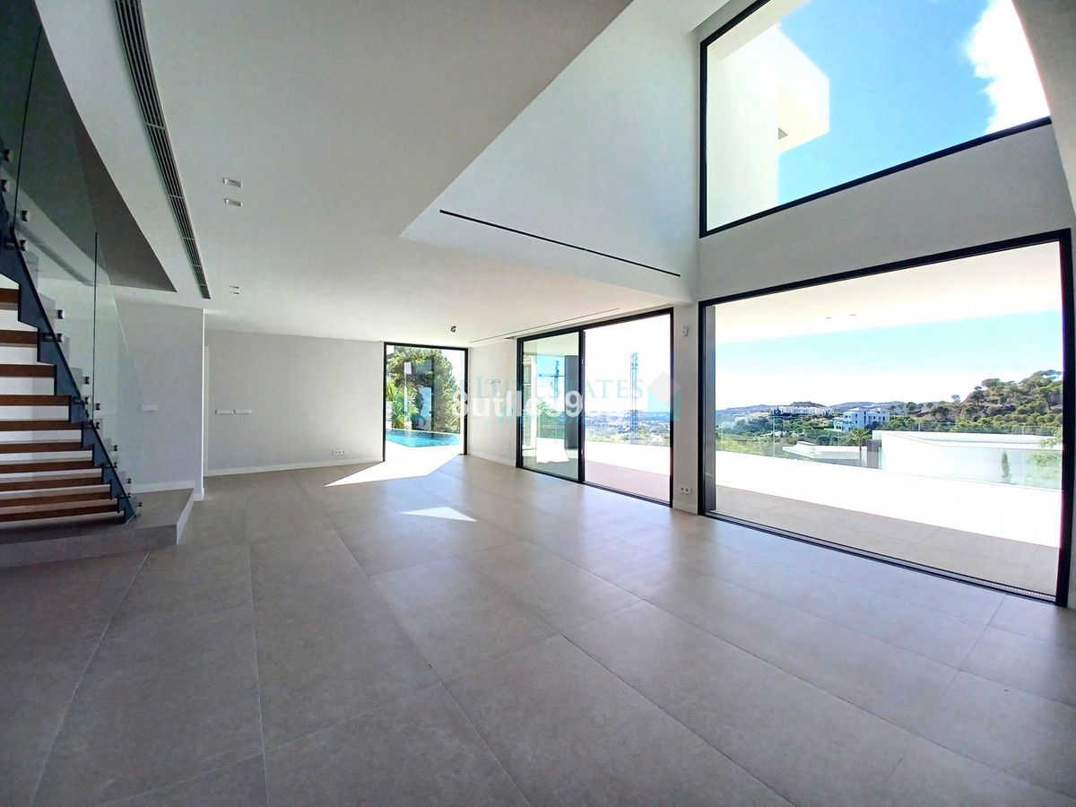 Villa en venta en Benahavis