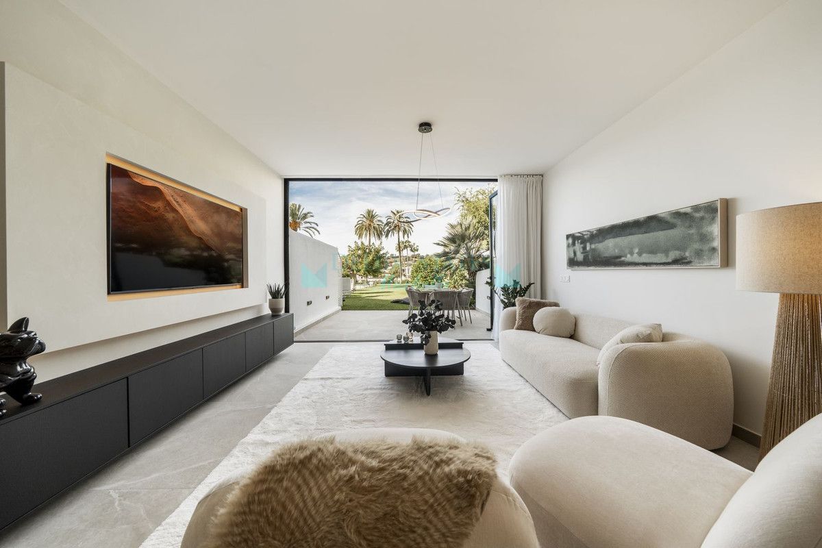 Adosado en venta en Nueva Andalucia