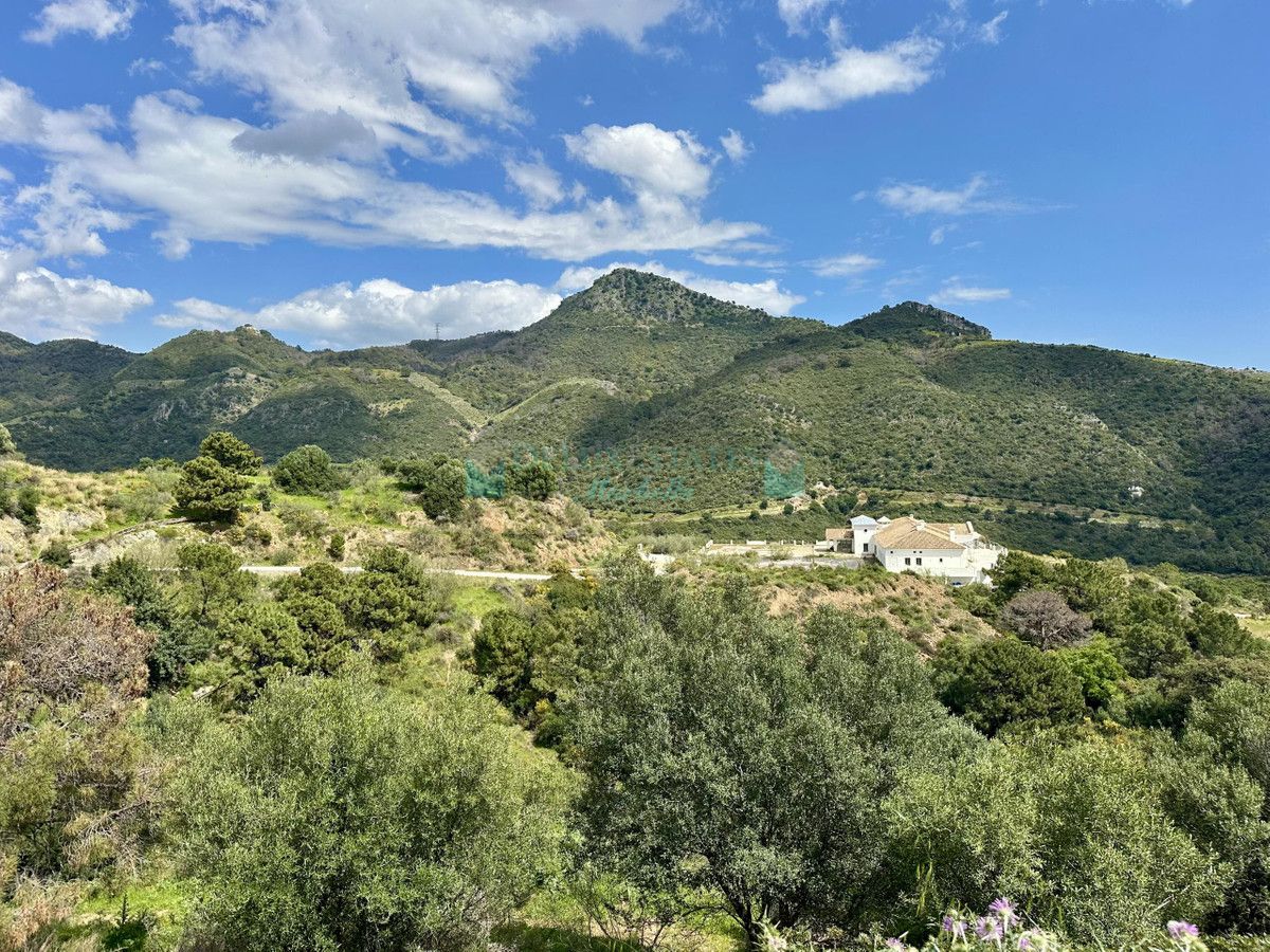 Residential Plot for sale in Benahavis