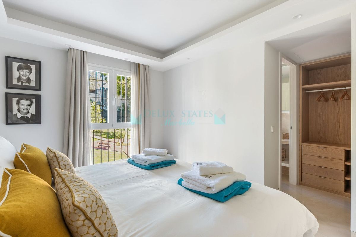 Town House for rent in Marbella