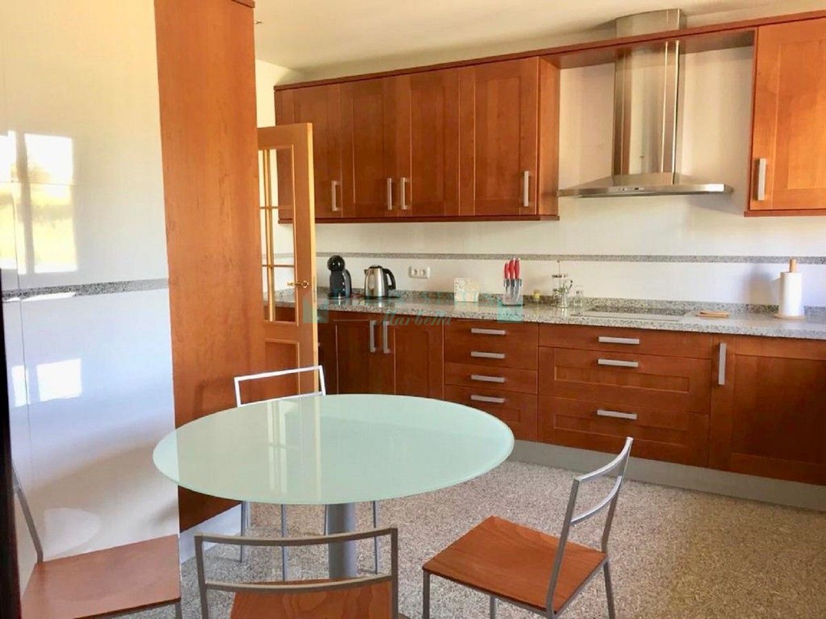 Apartamento en venta en Estepona