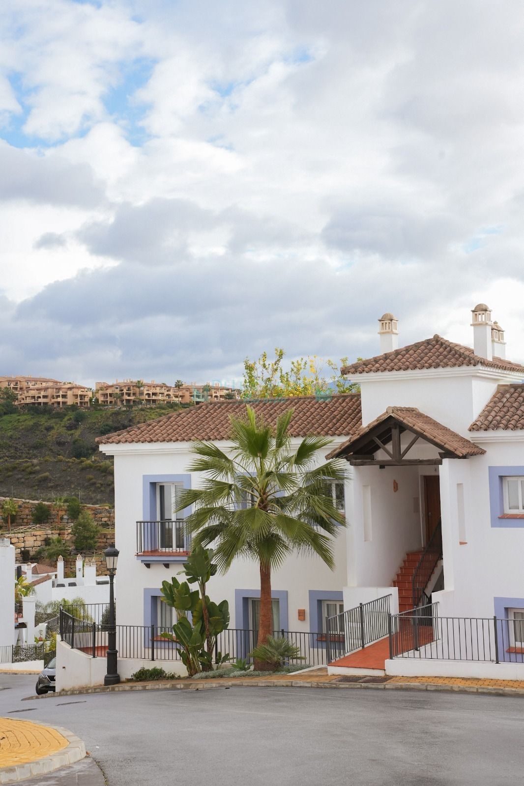 Apartamento en alquiler en El Paraiso, Estepona