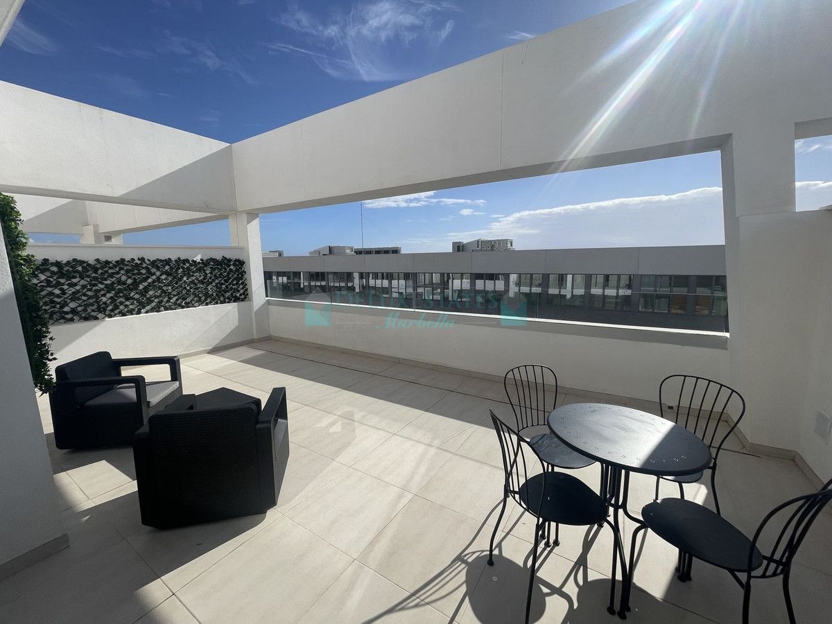 Penthouse for rent in Selwo, Estepona