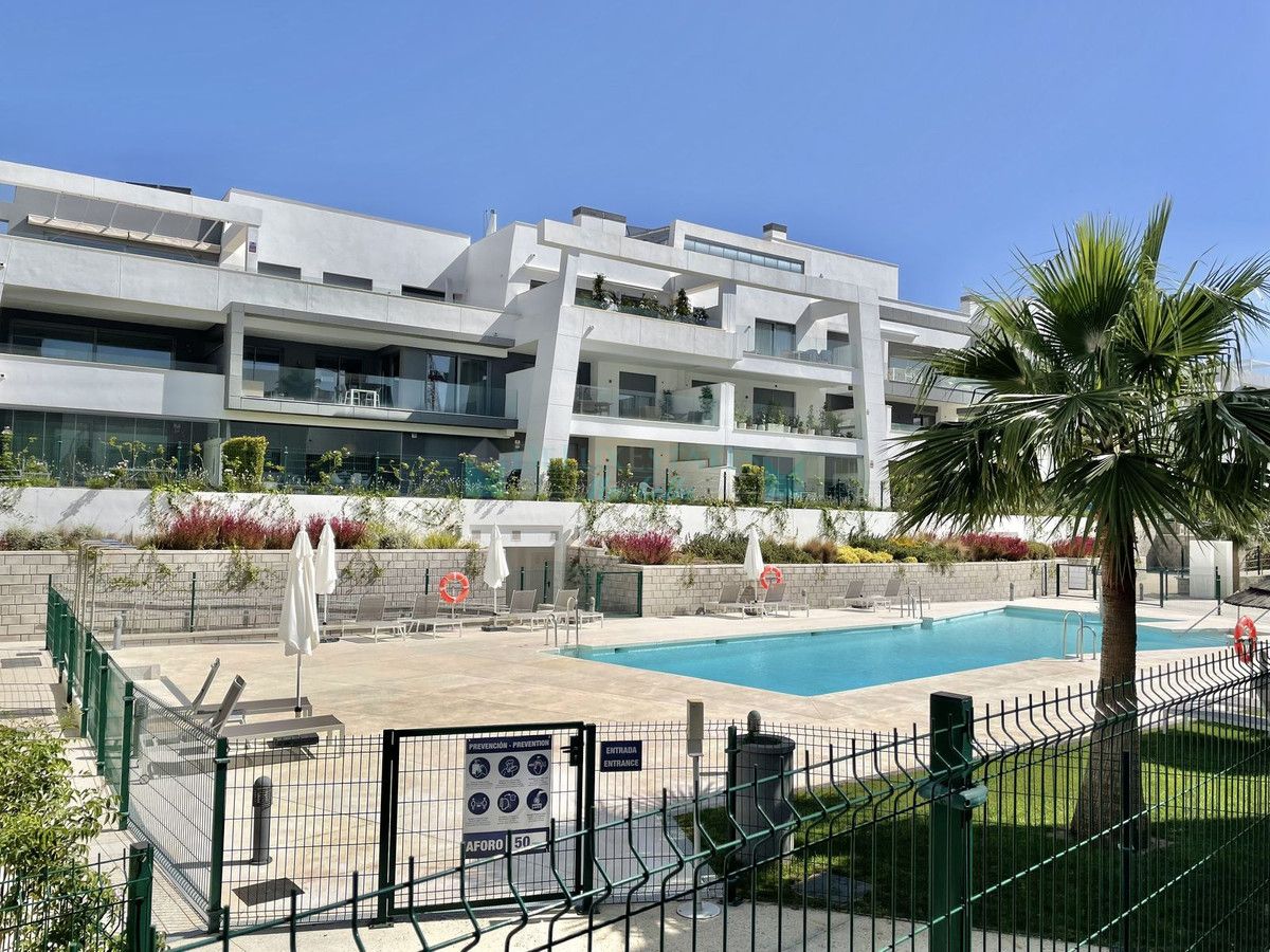 Penthouse for rent in Selwo, Estepona