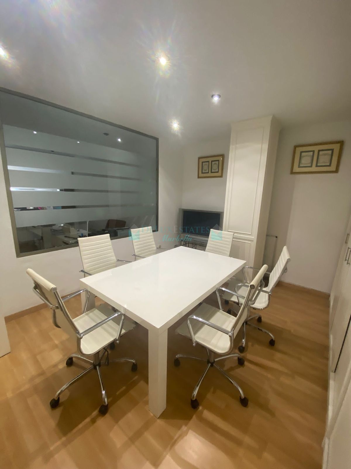 Office for sale in Marbella