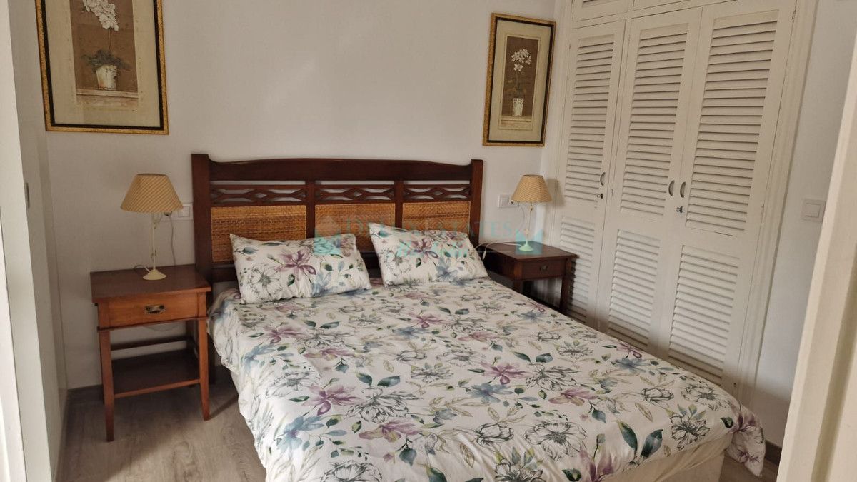 Apartment for rent in Nueva Andalucia