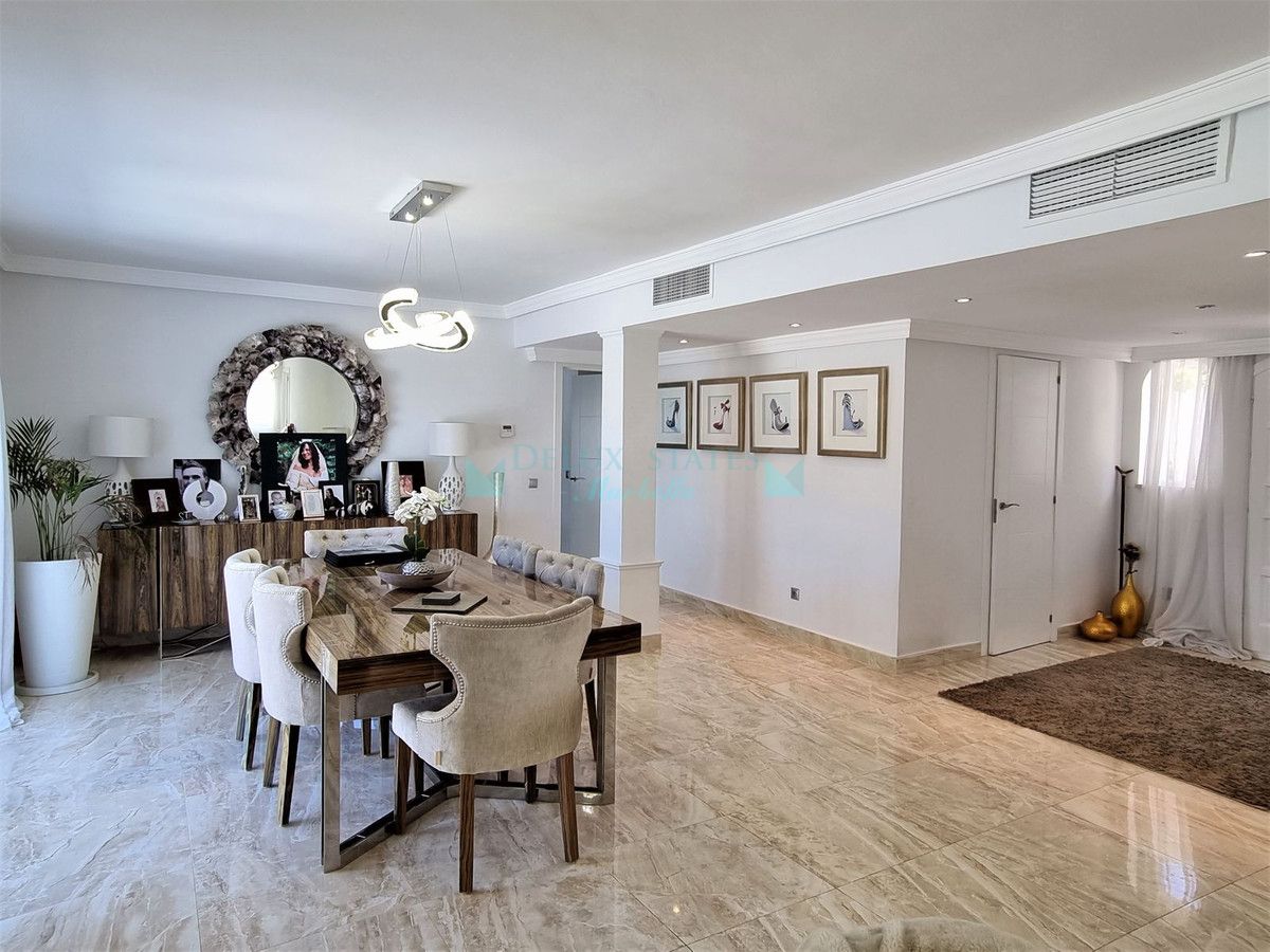 Villa for sale in Elviria, Marbella East