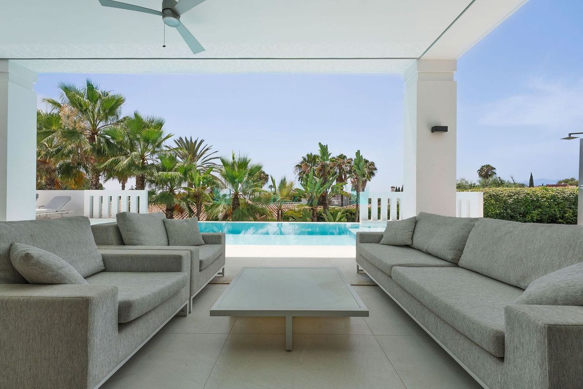 Villa en venta en Nagüeles, Marbella Golden Mile
