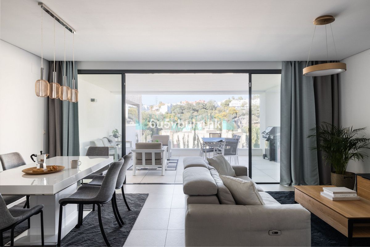 Apartamento Planta Baja en venta en Artola, Marbella Este