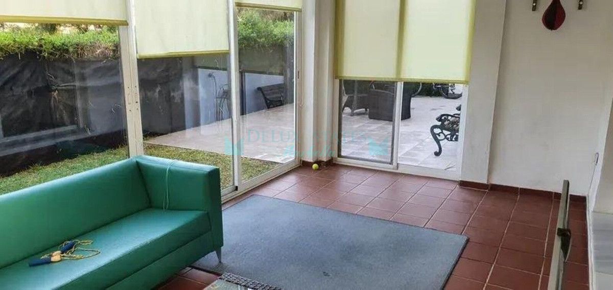 Ground Floor Apartment for sale in Nueva Andalucia