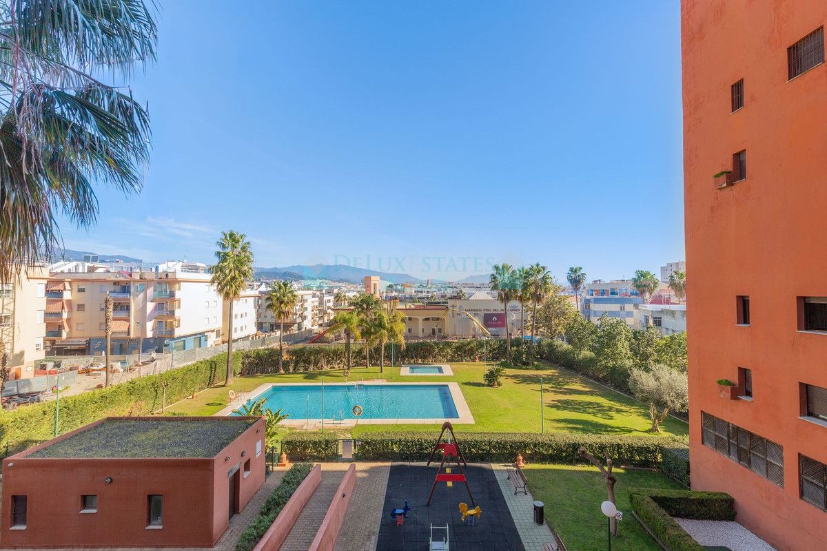 Apartment for sale in Estepona