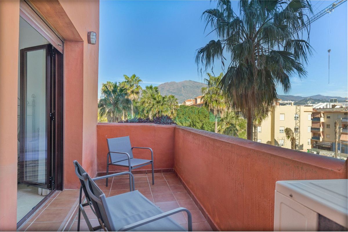 Apartment for sale in Estepona