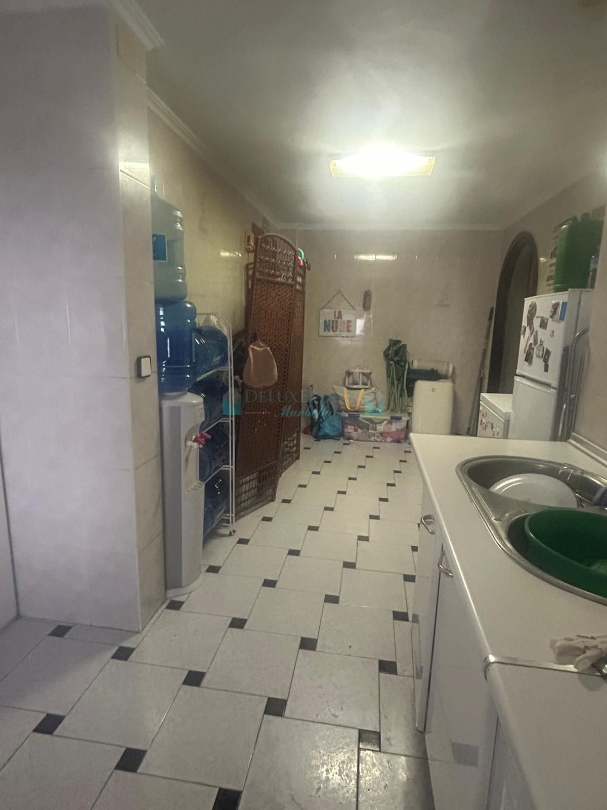 Apartment for sale in Estepona