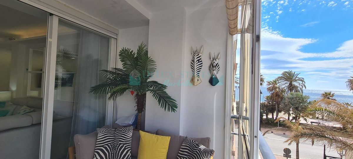 Apartment for sale in Estepona