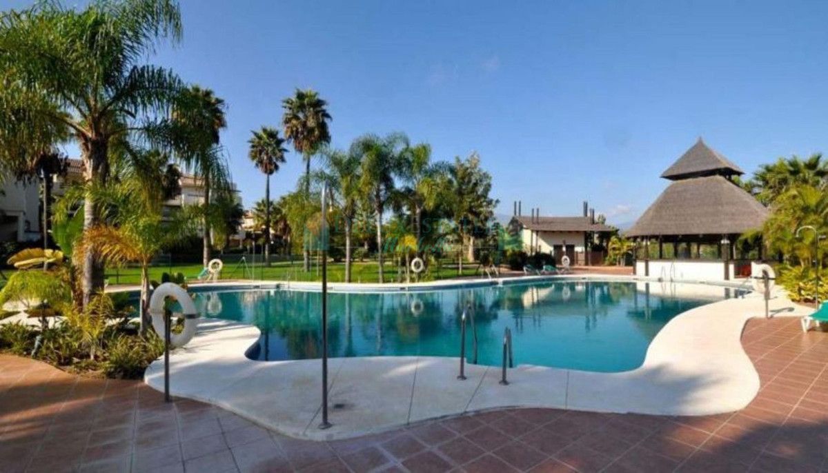 Apartment for sale in Estepona