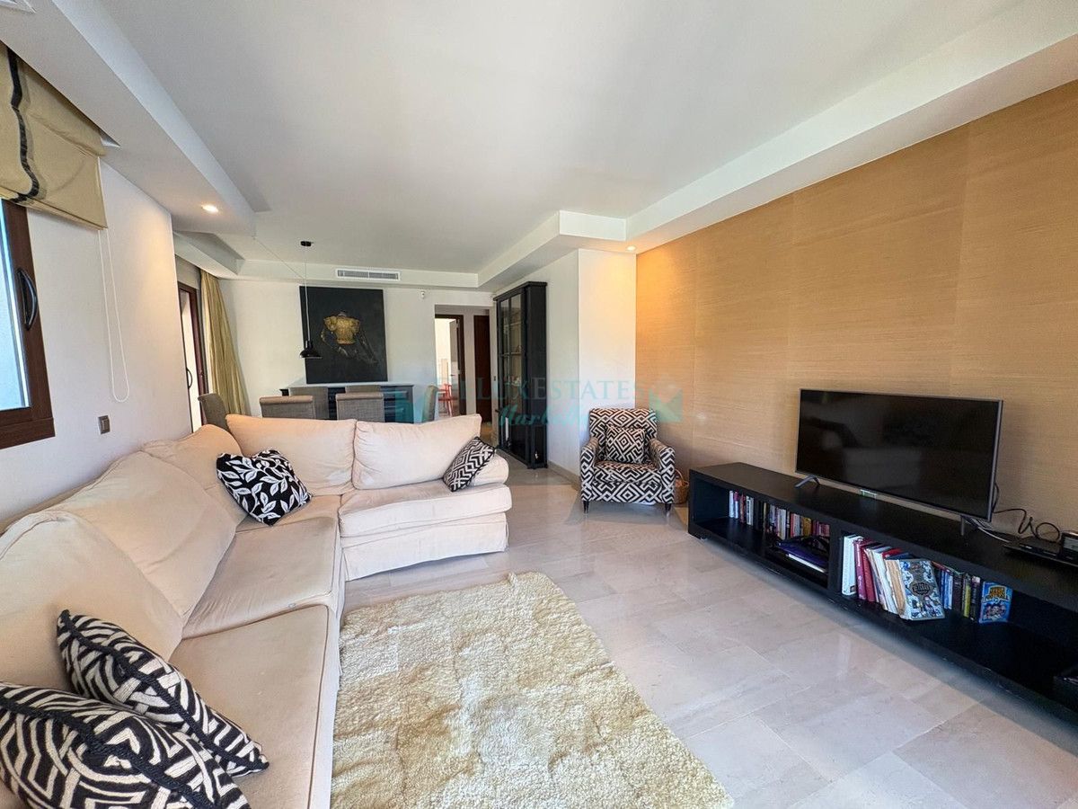 Apartamento en venta en Nueva Andalucia