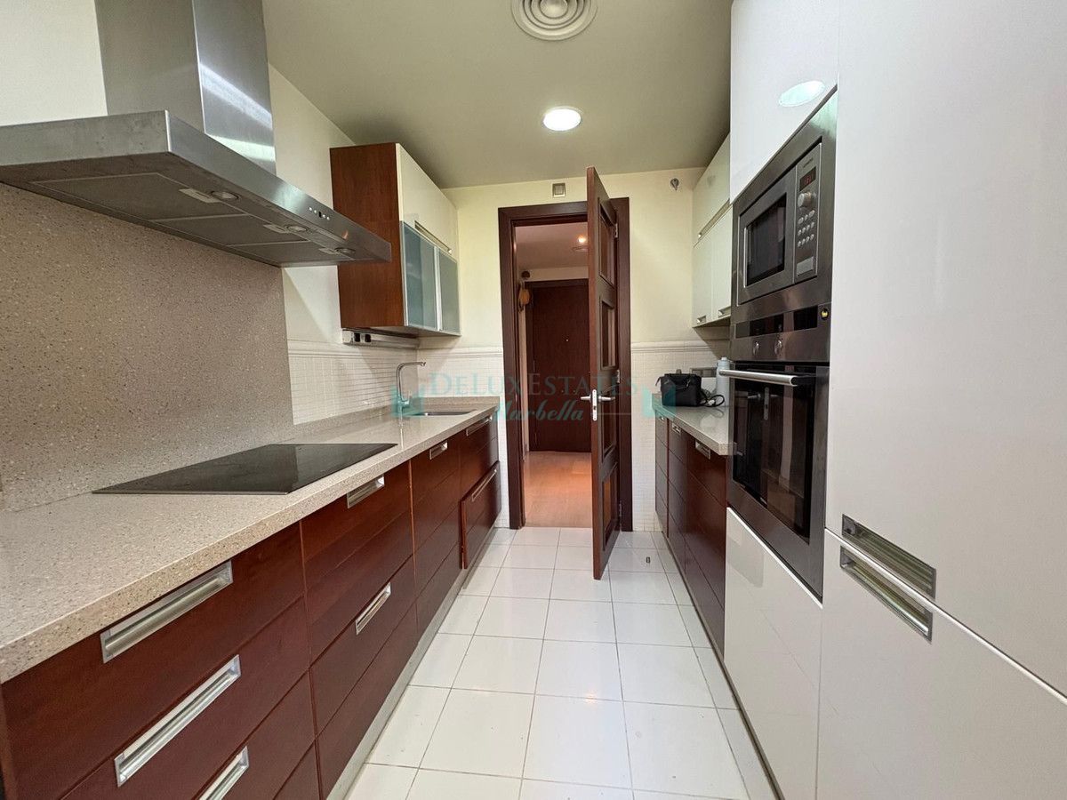Apartamento en venta en Nueva Andalucia