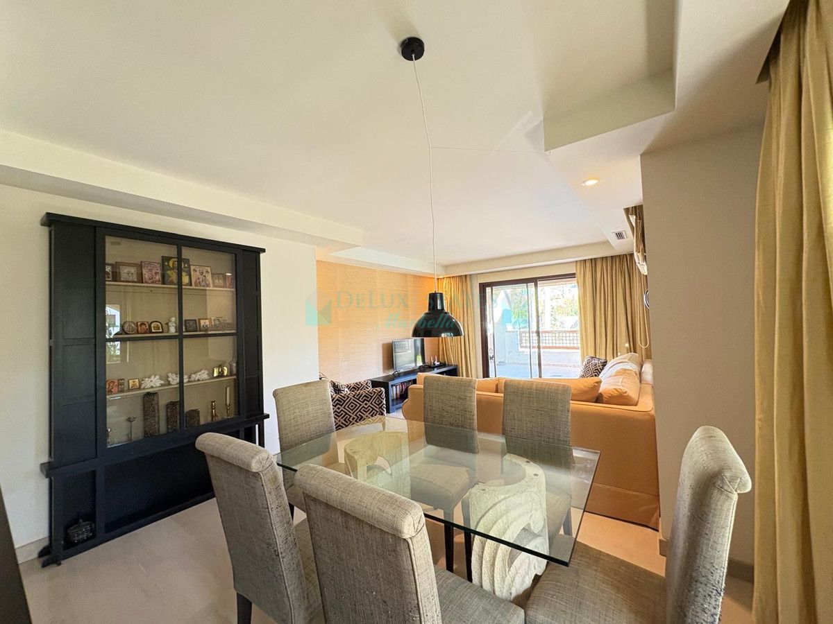 Apartamento en venta en Nueva Andalucia