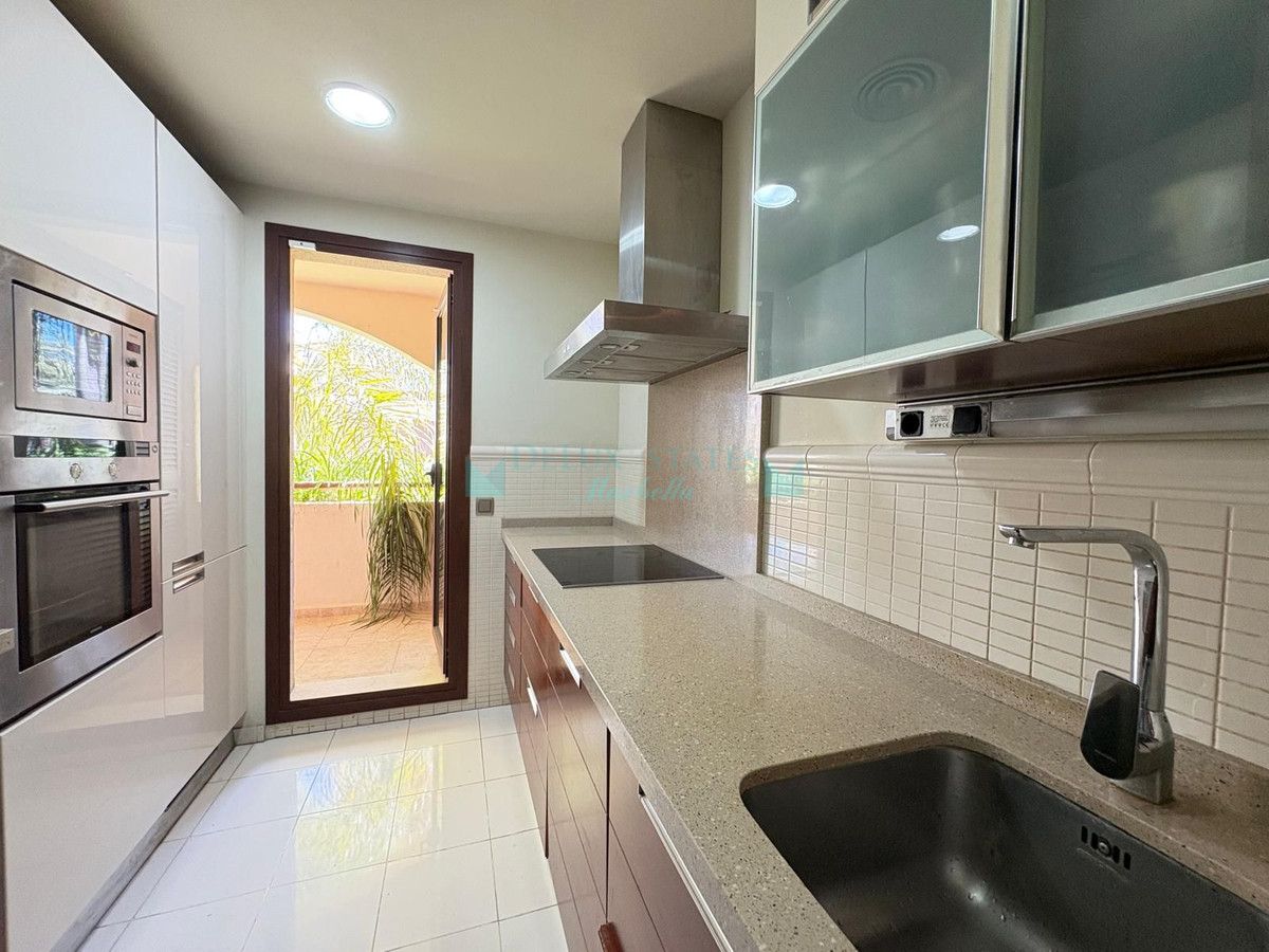 Apartamento en venta en Nueva Andalucia