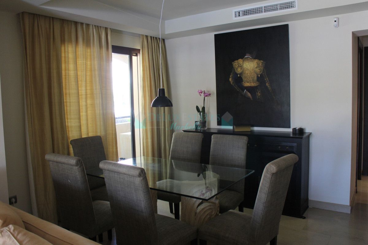 Apartment for sale in Nueva Andalucia