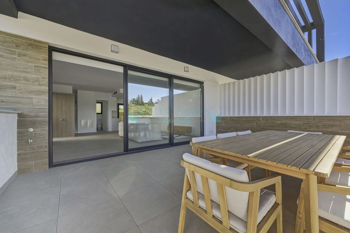 Adosado en venta en Atalaya, Estepona