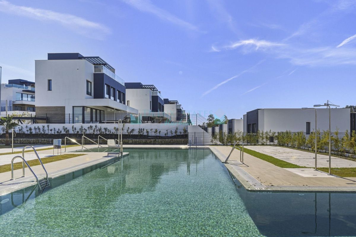 Adosado en venta en Atalaya, Estepona