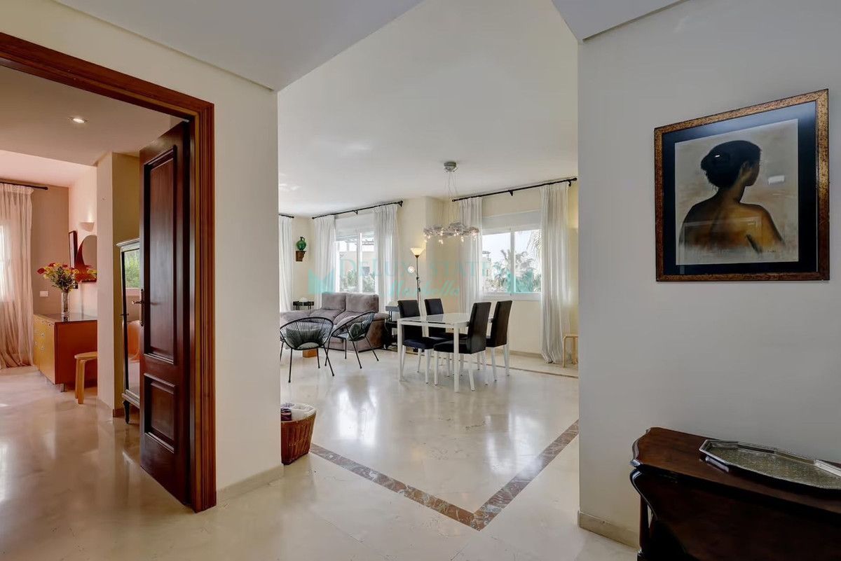 Apartment for rent in Costalita, Estepona