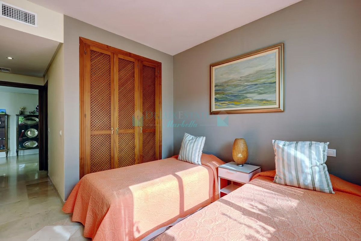 Apartment for rent in Costalita, Estepona