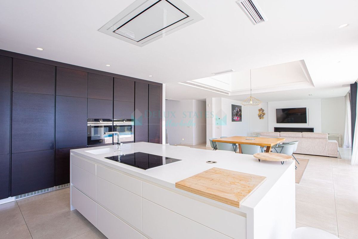 Villa for sale in Marbella