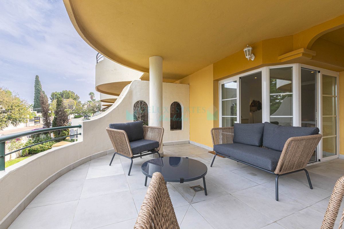 Apartamento en venta en Nueva Andalucia