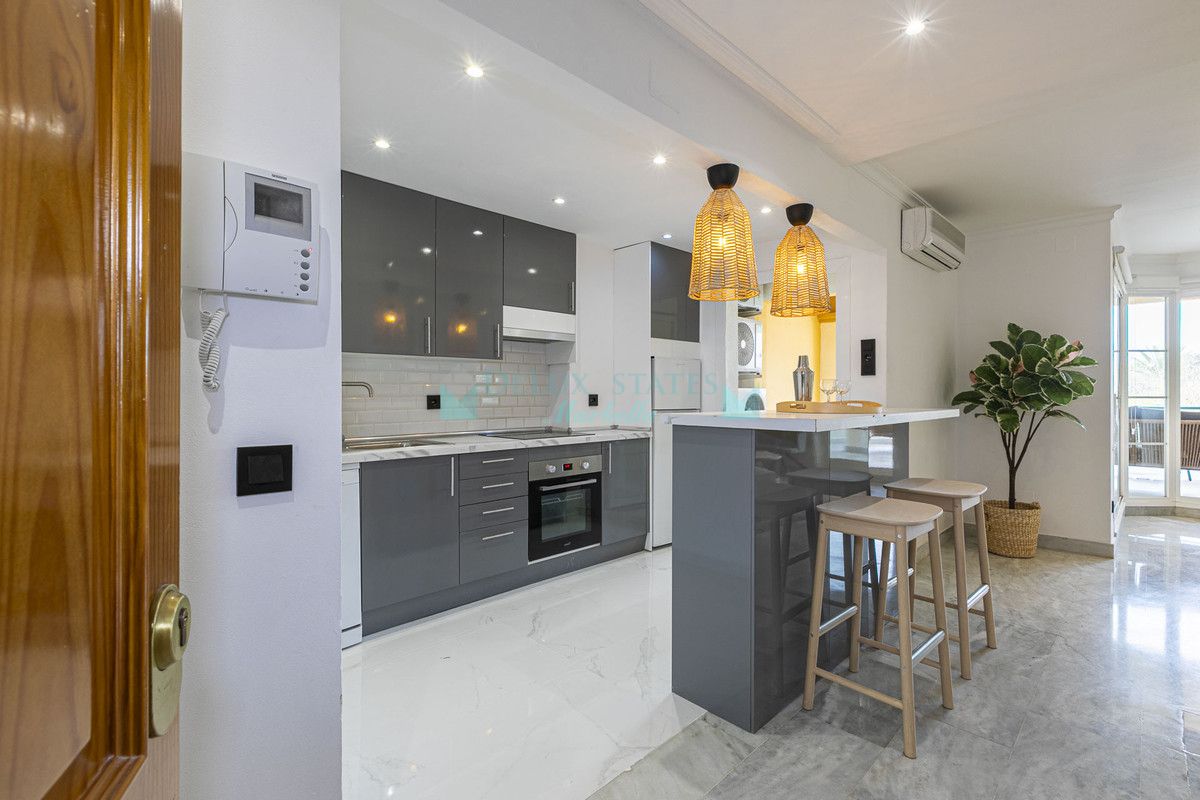 Apartamento en venta en Nueva Andalucia