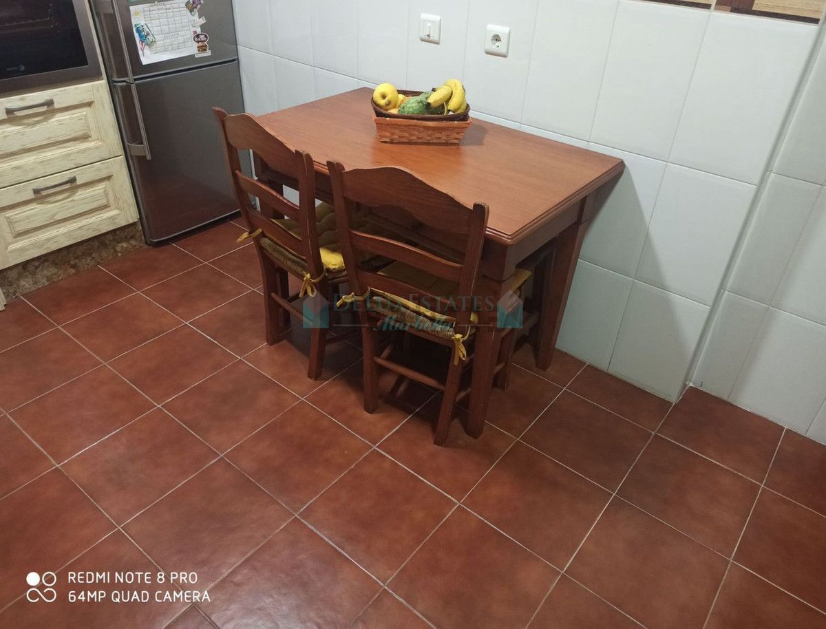 Apartamento en venta en Estepona