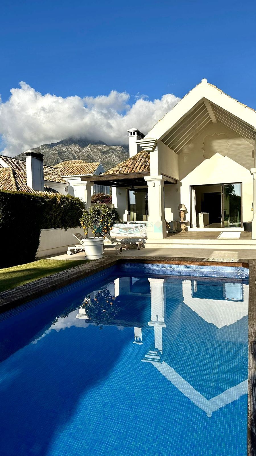Villa for rent in Marbella Golden Mile