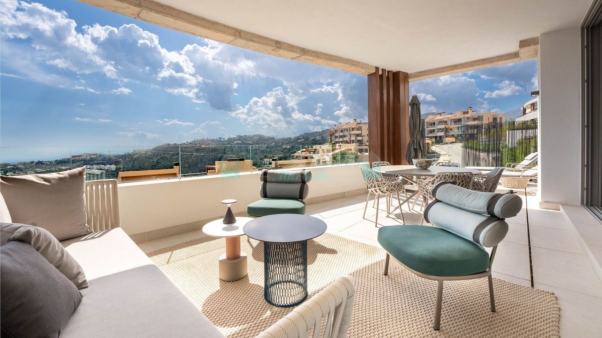 Apartamento en venta en Benahavis