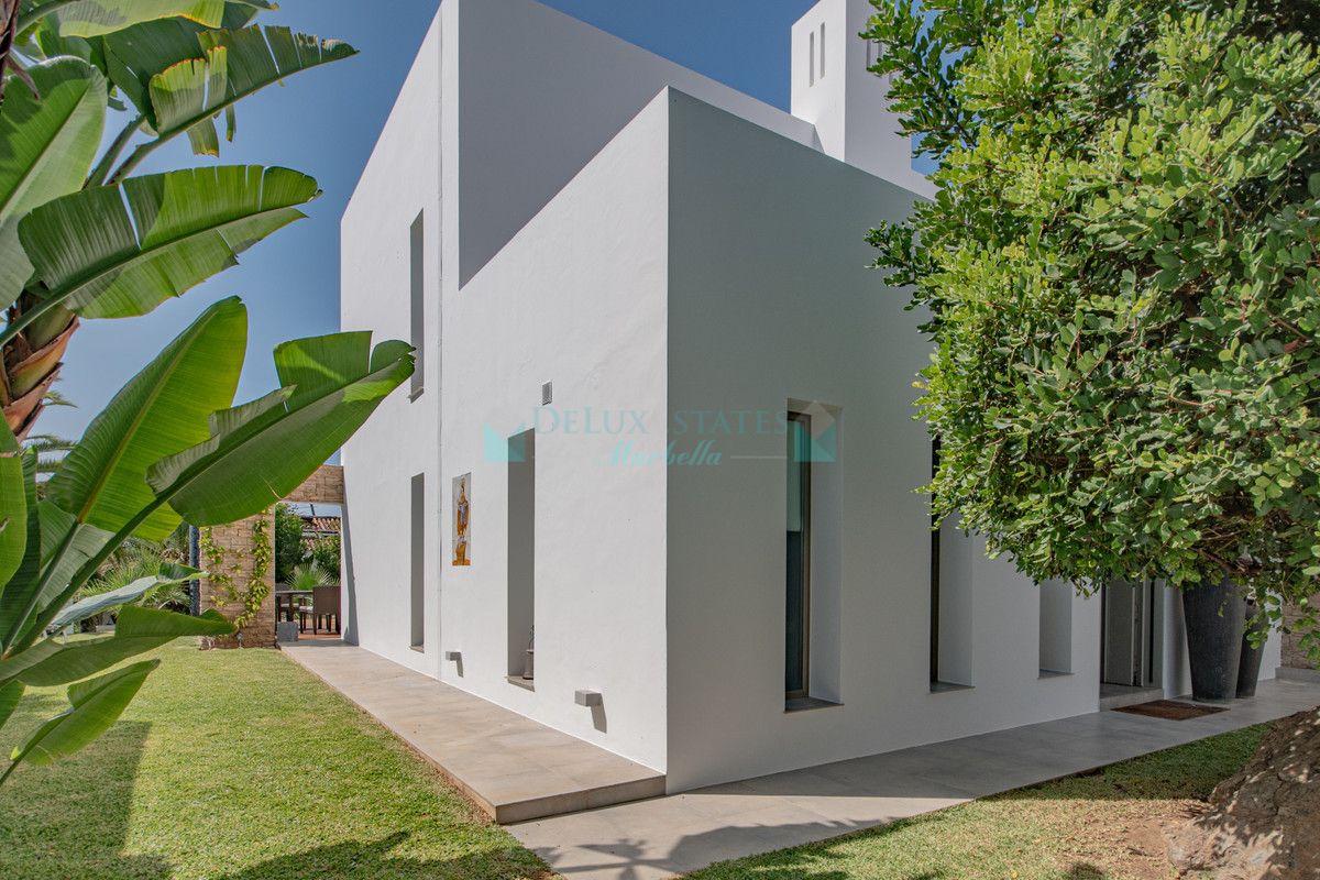 Villa for rent in Las Chapas, Marbella East