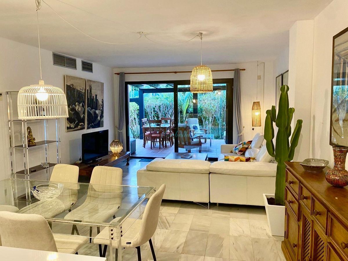 Apartamento Planta Baja en alquiler en Marbella - Puerto Banus