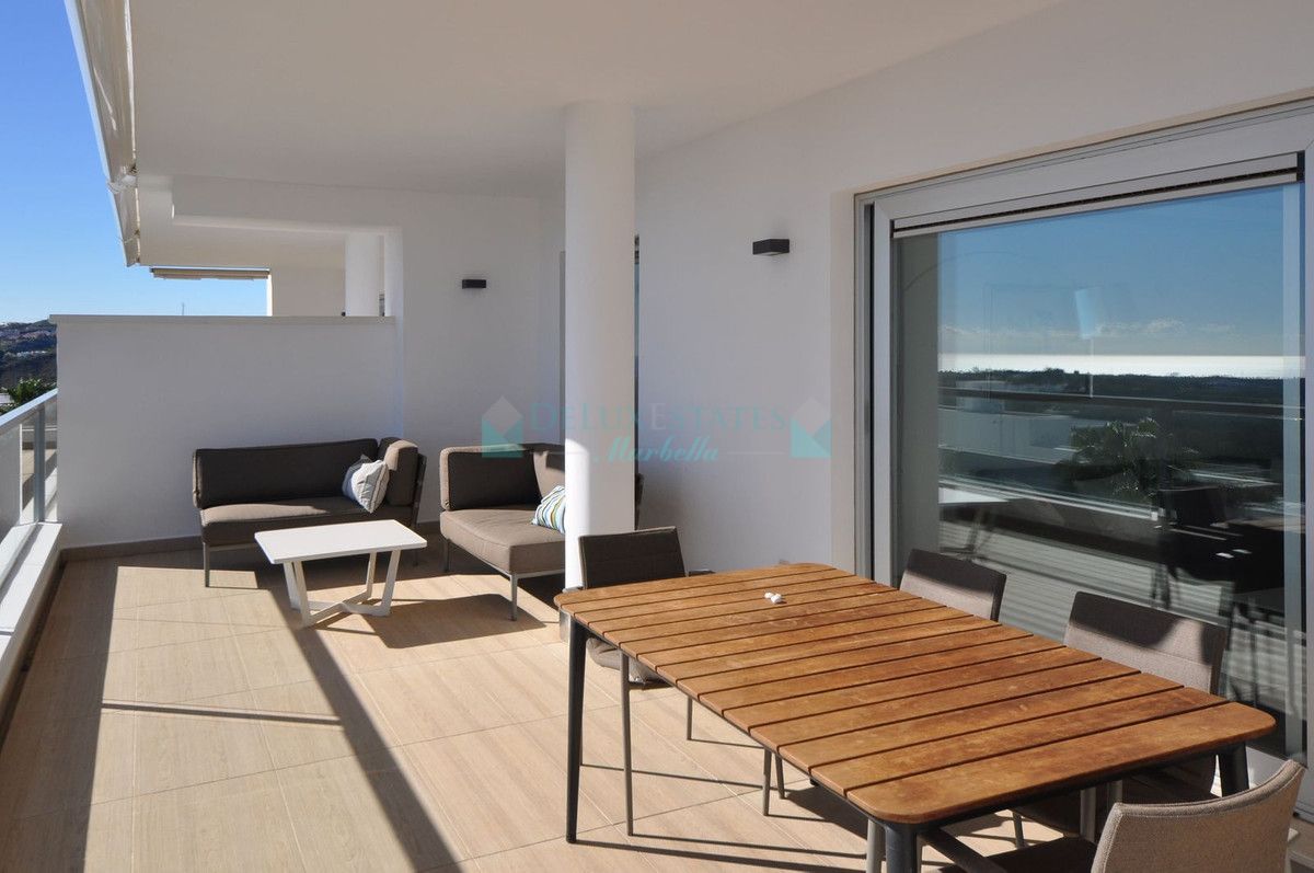 Apartment for sale in Los Arqueros, Benahavis