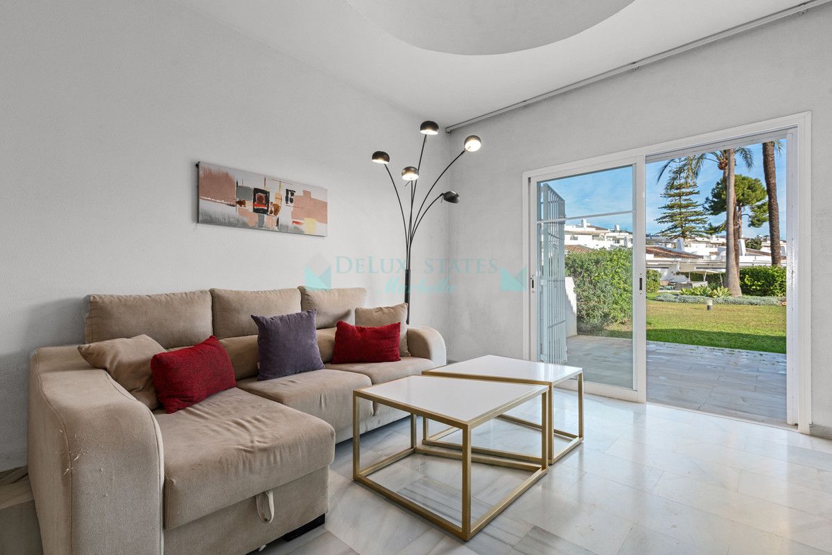 Ground Floor Apartment for sale in Nueva Andalucia
