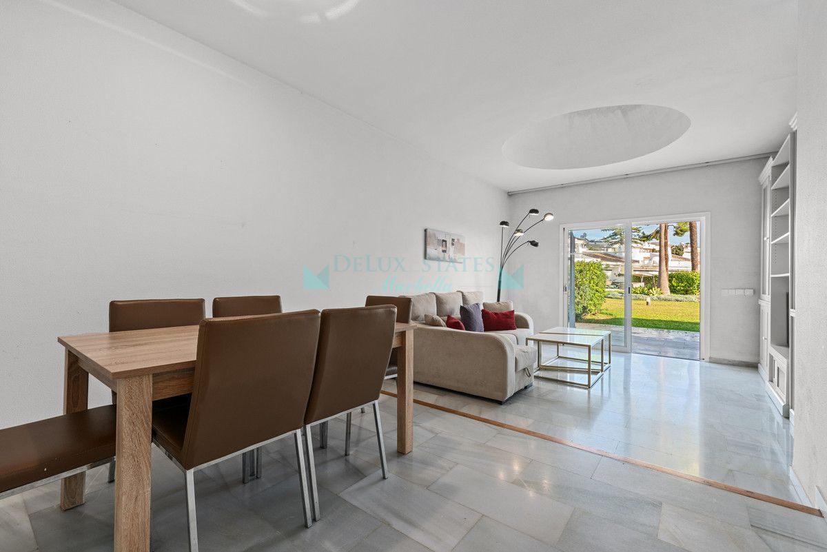 Ground Floor Apartment for sale in Nueva Andalucia